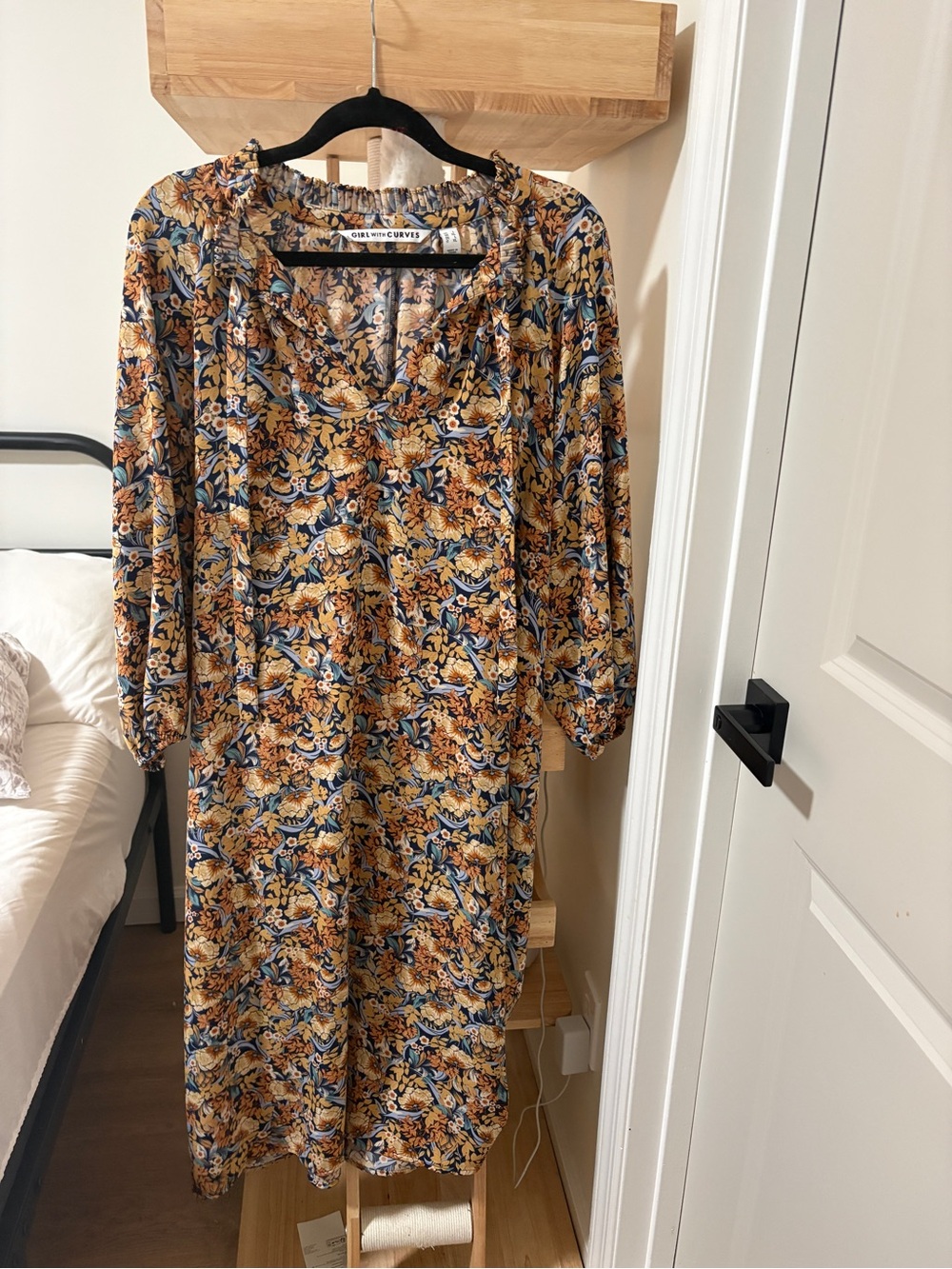 Girl with Curves Midi Dress